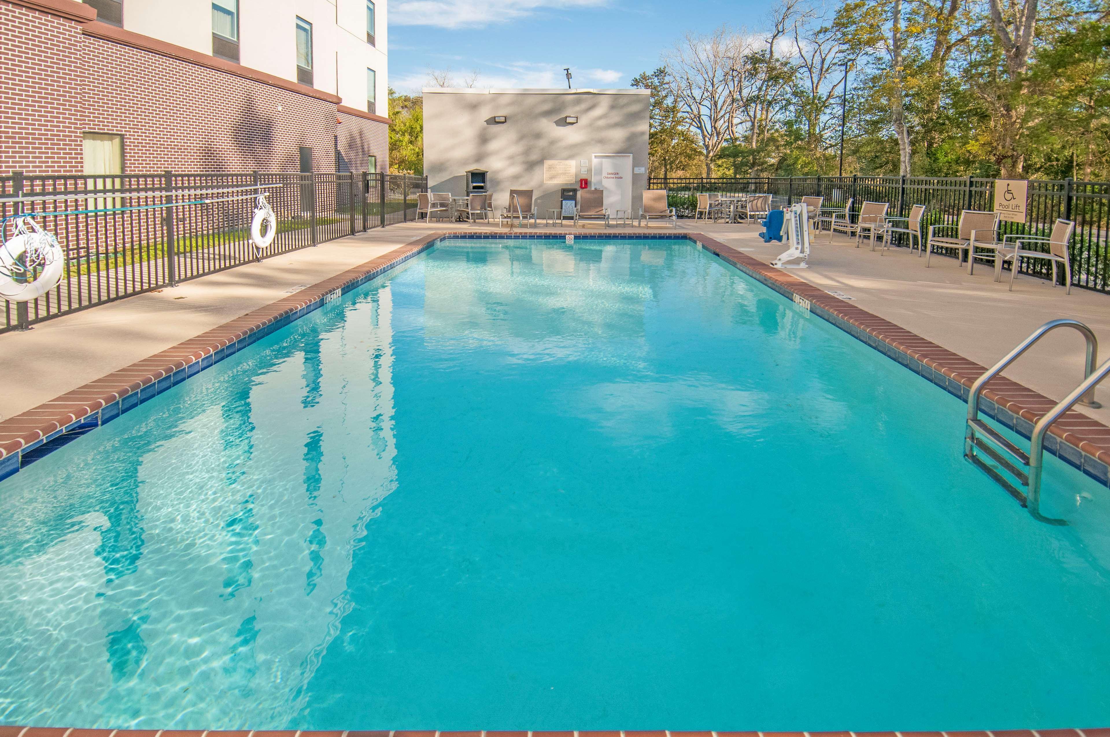 Hampton Inn Opelousas Exterior photo